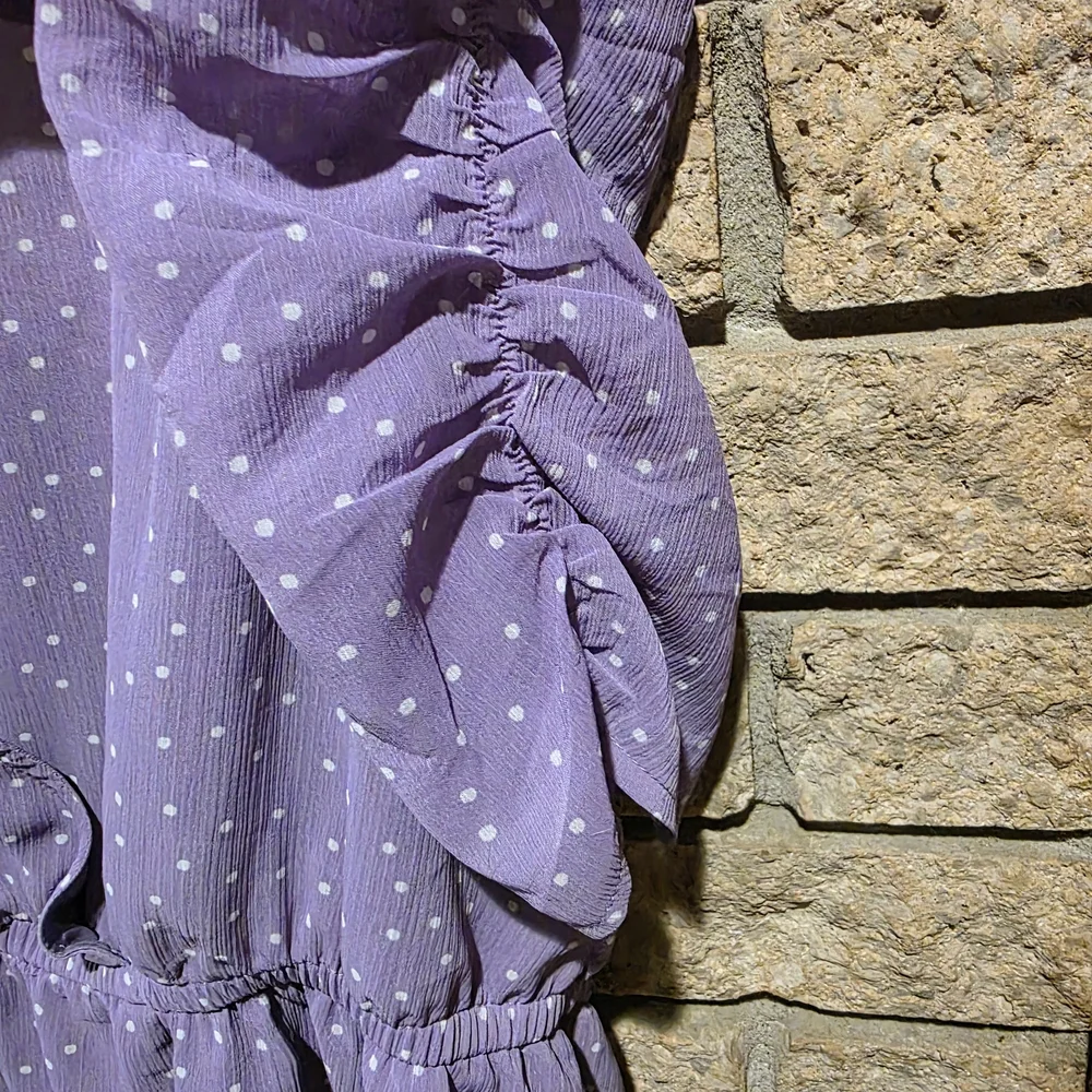 Maurices Purple Polka Dot Women's Top - Picture 6 of 7